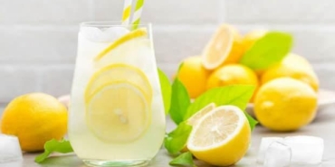 limon-suyunun-yararlari-nelerdir-her-gun-limon-suyu-icmek-neye-guzel-gelir-UK7sxC8p.jpg